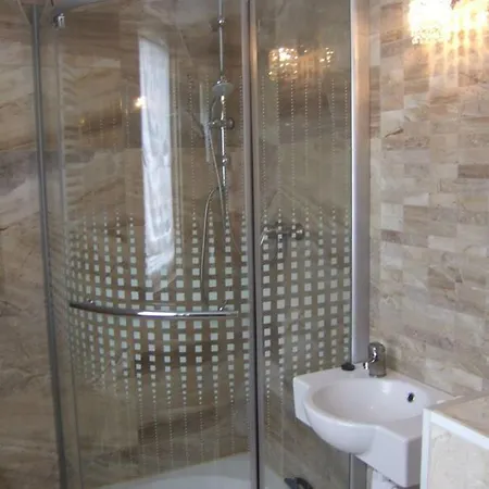 Alojamento de Turismo Rural Dom Nad Bobrem Agatowe Kamyki Wlen