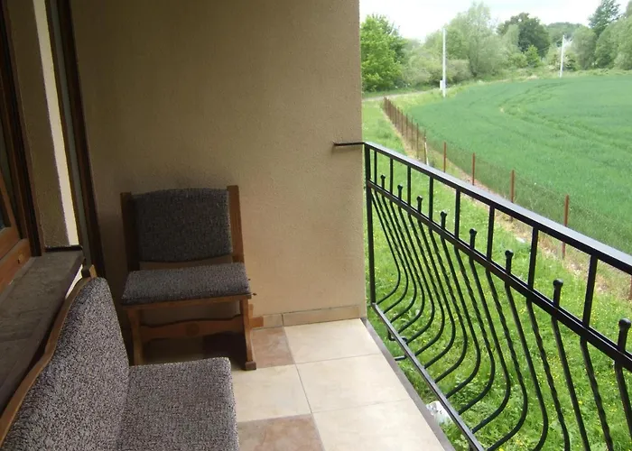 Dom Nad Bobrem Agatowe Kamyki Wlen